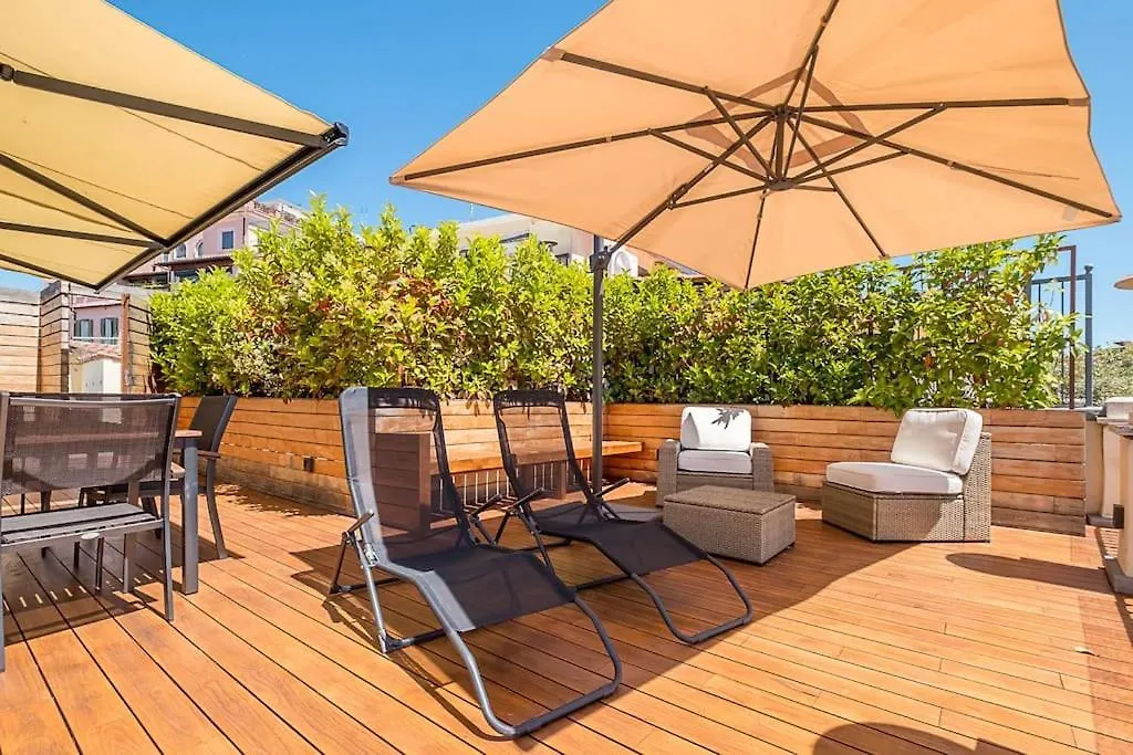 Ht Borromini Penthouse Lägenhet Italien